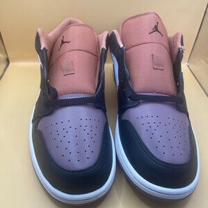 AIR JORDAN 1 LOW SE 12
